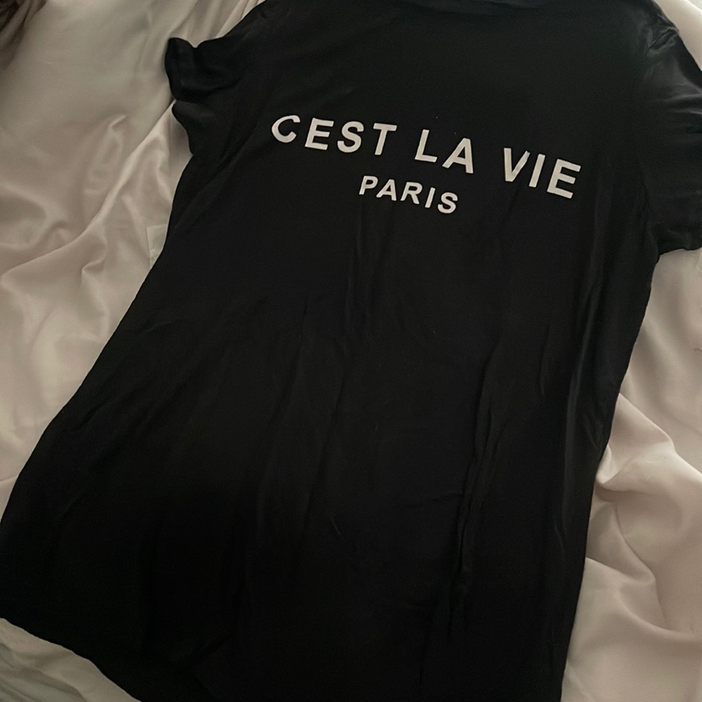 C’est la vie tee